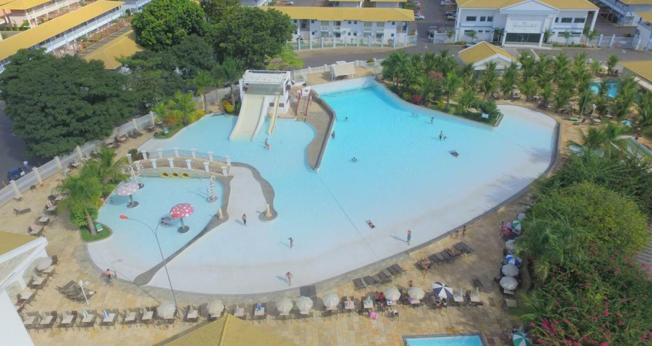 Lacqua Di Roma Com Piscina De Ondas Caldas Novas Buitenkant foto